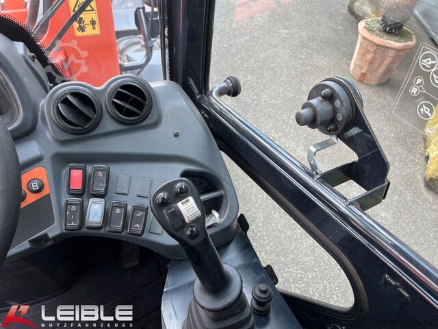 Radlader KUBOTA R082*Hydr.Schnellwechsler*Pal.Gabel*nur 539h*