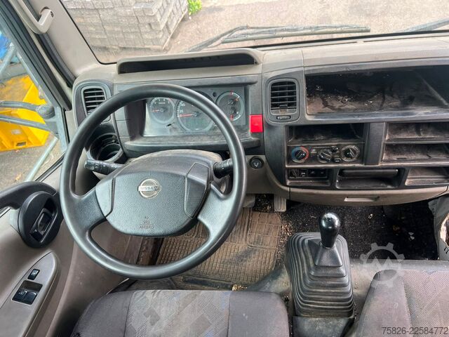 Pritschenwagen NISSAN Cabstar Pritsche Zwillingsbereifung