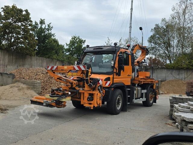 Spezial-LKW UNIMOG U427L mit Mulag MFK500 & MHU+Aebis Schmidt Strat