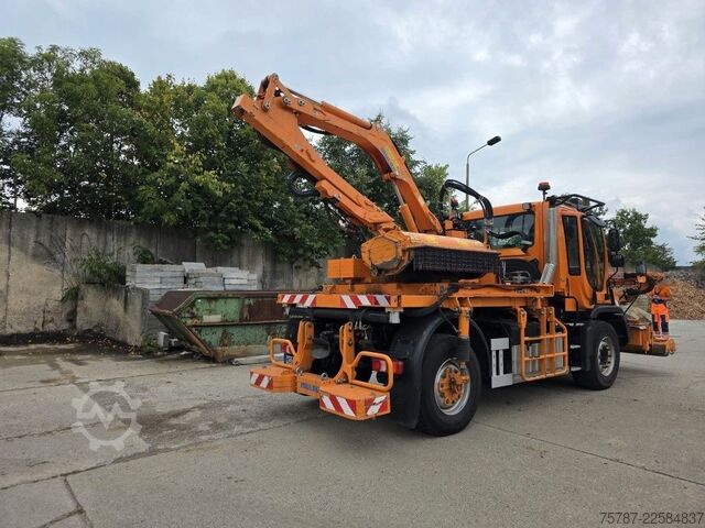 Spezial-LKW UNIMOG U427L mit Mulag MFK500 & MHU+Aebis Schmidt Strat