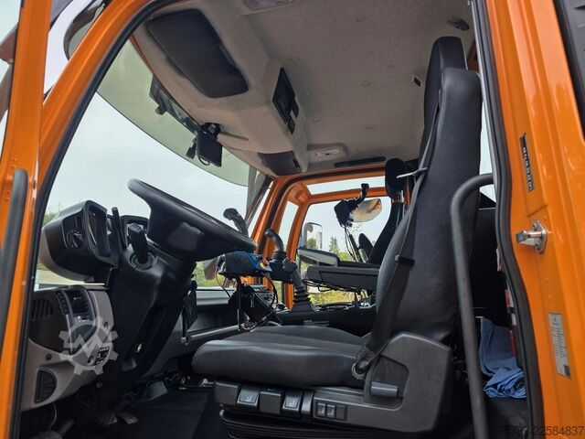 Spezial-LKW UNIMOG U427L mit Mulag MFK500 & MHU+Aebis Schmidt Strat
