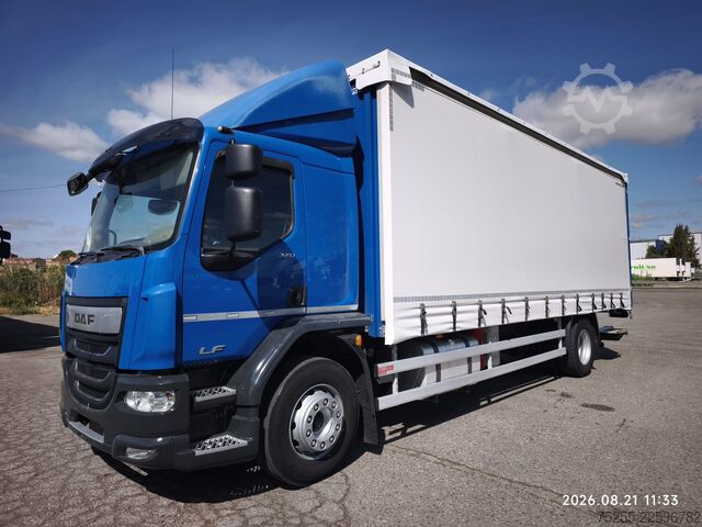 Flatbed truck with tarp DAF 18.320  LF EURO 6