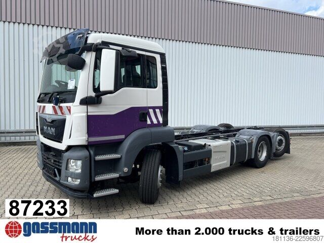 Truck chassis MAN TGS 26.320 6X2-4 BL, Lenk-/Liftachse,