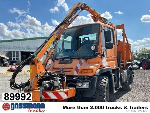 Special purpose truck Unimog U 300 4x4, Kommunalhydraulik, Zapfwelle