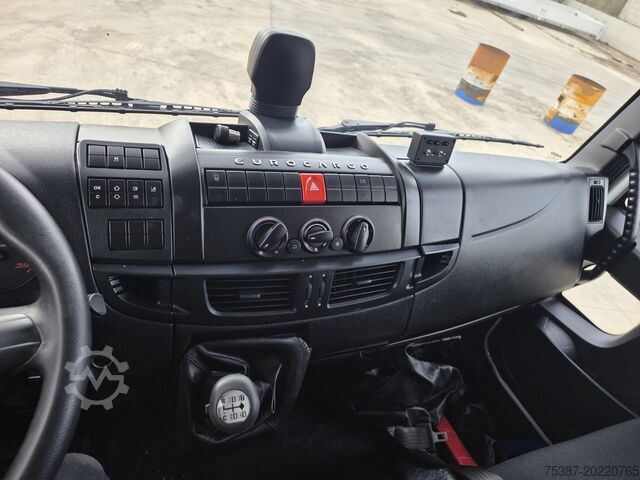 Truck chassis IVECO 120E25