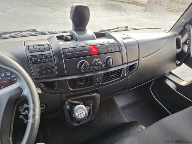 Truck chassis IVECO 120E25