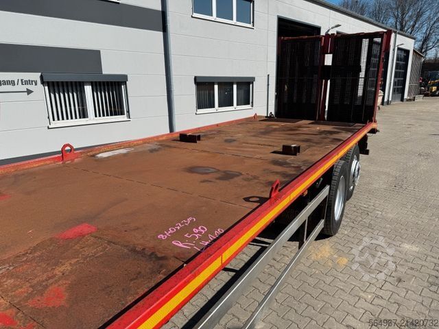 Wrecker MERCEDES-BENZ 2540 Actros Baumaschinetransporter hydr. Rampe