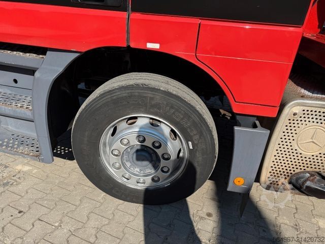 Wrecker MERCEDES-BENZ 2540 Actros Baumaschinetransporter hydr. Rampe