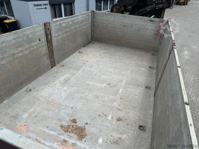 Kipper LKW MERCEDES-BENZ 1840 Actros 2Seiten-Kipper Kran Hiab 125-3 FunK