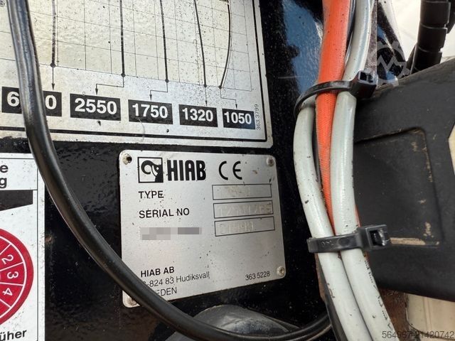 Kipper LKW MERCEDES-BENZ 1840 Actros 2Seiten-Kipper Kran Hiab 125-3 FunK