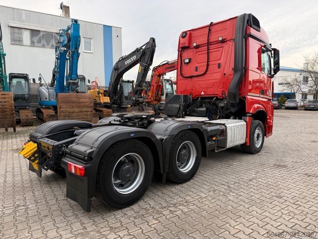 Heavy-duty truck MERCEDES-BENZ 2663 Arocs Nebenantrieb Retarder VOLL