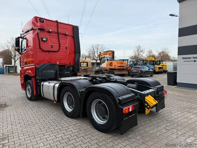 Heavy-duty truck MERCEDES-BENZ 2663 Arocs Nebenantrieb Retarder VOLL