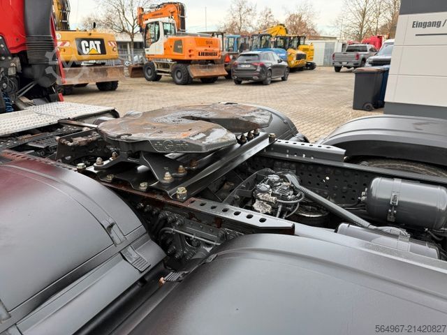 Heavy-duty truck MERCEDES-BENZ 2663 Arocs Nebenantrieb Retarder VOLL