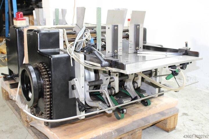 Feeder - CMC Inserting machine RITMICA Universal H-200