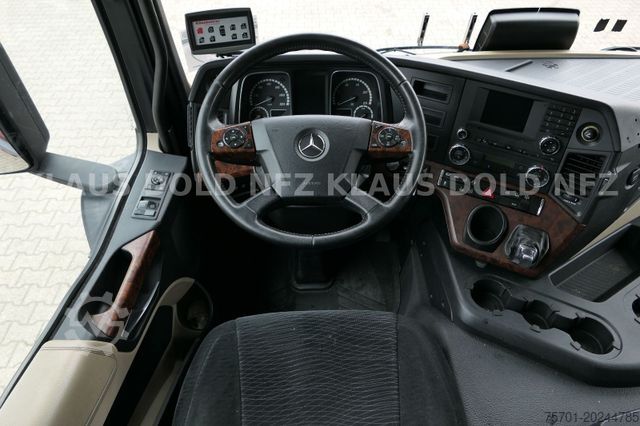 Car carrier truck MERCEDES-BENZ Actros 2443 Autotransp. Kässbohrer Metago