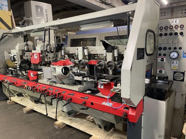 Moulder WEINIG HYDROMAT  (8 spindle)