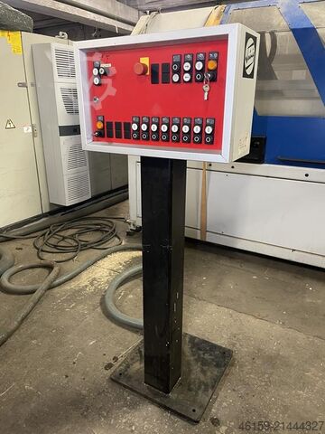 Moulder WEINIG HYDROMAT  (8 spindle)