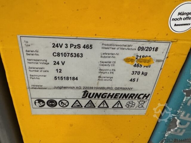 Low-lift pallet truck, horizontal order picker Jungheinrich ECE 220/225
