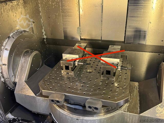 Vertikales Bearbeitungszentrum Hermle C 40 UP