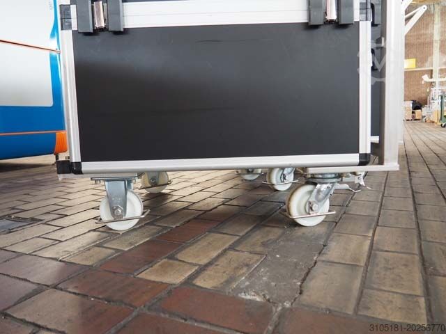 Mobile plastic storage box  