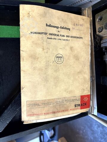 Workshop drawer cabinet with contents KIND nan