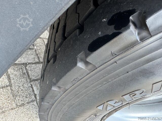 Standard tractor Mercedes-Benz ANTOS 1933 / NL Truck + APK-TuV 4-2026