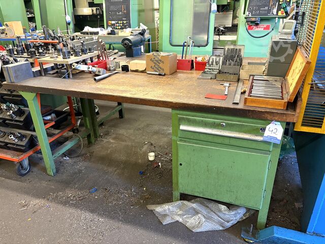 Workbench with contents GÖDDE Workbench with contents