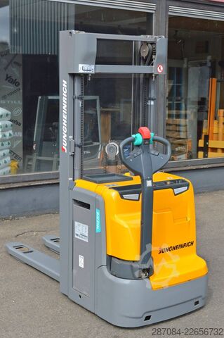 Hochhubwagen Jungheinrich EJC 214z