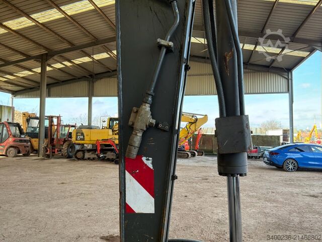 Crawler excavator Volvo ECR88D