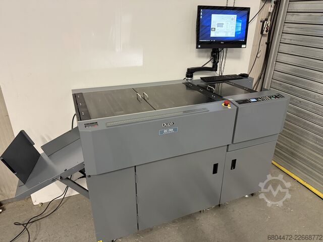 Nut- und Perforiermaschine Duplo DC-746