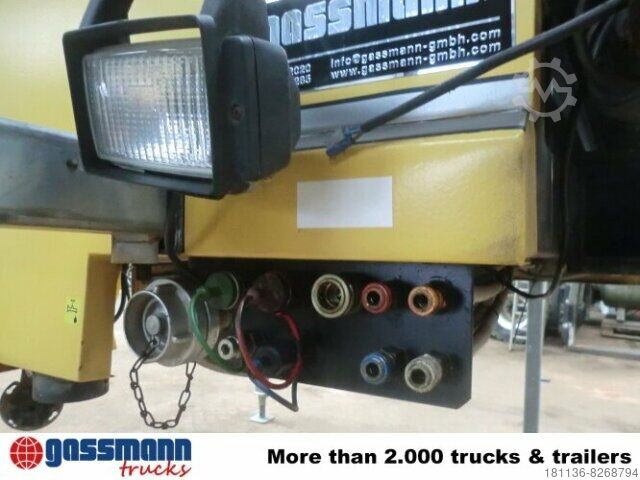 Special purpose truck Augl AUGL KMU88H, Kehrmaschinen-Aufbau