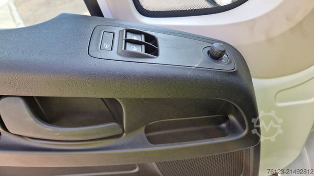 Minibus FIAT Opel Movano und Ducato Flexiboden 6 Schienen