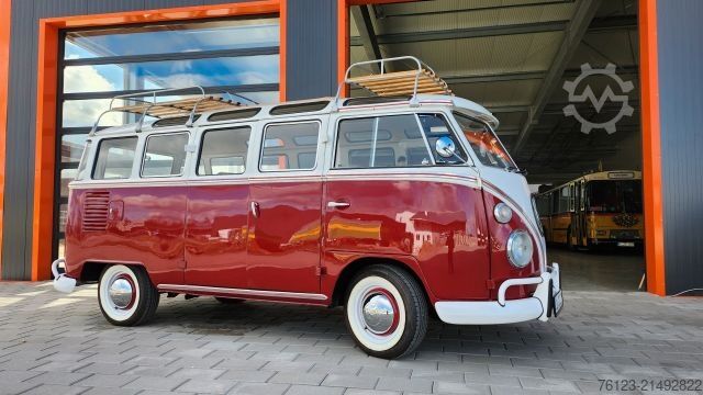Minibus VOLKSWAGEN T 1 Samba mit Safarifenster