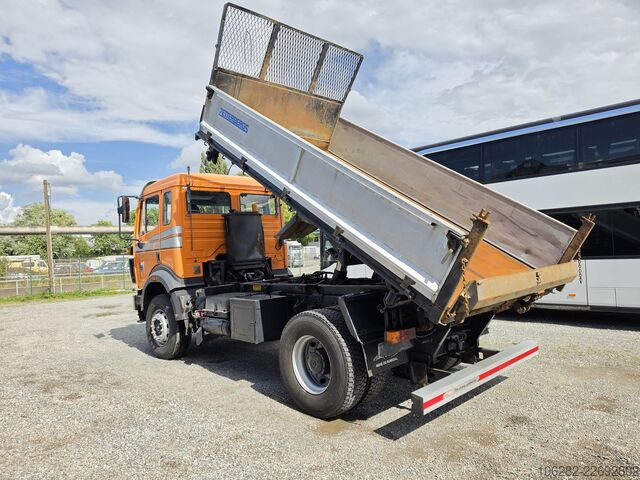 Three-sided tipper truck Mercedes-Benz 1824 AK/ 36 V6 Blatt/Blatt Manual