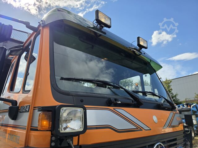 Three-sided tipper truck Mercedes-Benz 1824 AK/ 36 V6 Blatt/Blatt Manual