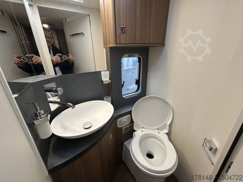 Teilintegriertes Wohnmobil Eura Mobil Contura 766 EF