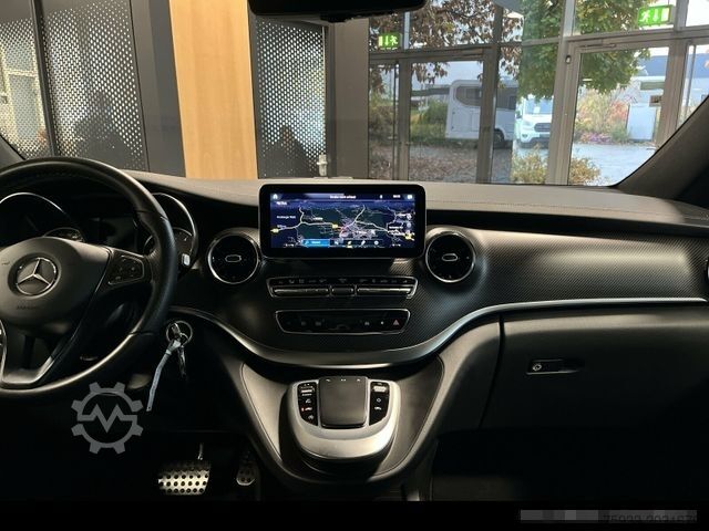 Minibus MERCEDES-BENZ V 300 d AVANTGARDE ED Lang LED+AIRM+PANO+NAV+AMG