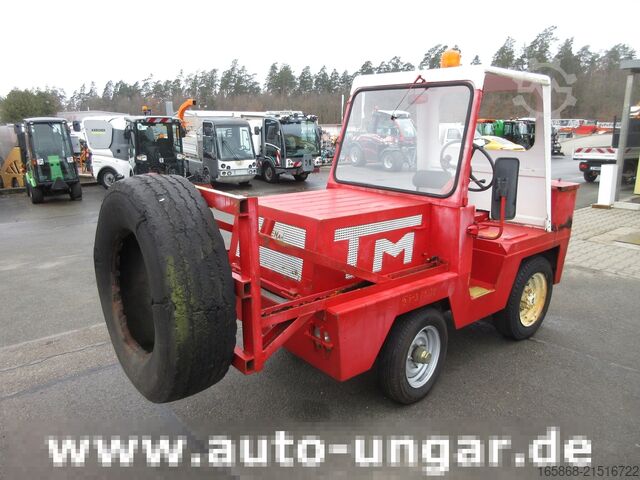Schlepper Tracma TD1500 B Schubbügel - Schlepper Indenor