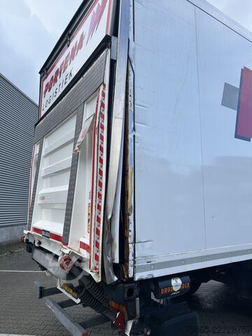 Koffer Krone Cool Liner / IsoBox - Damage - Schaden / Loadli...