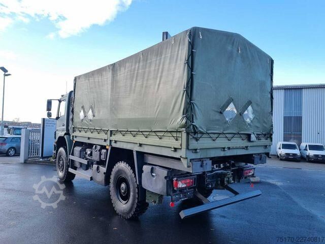 Schiebeplane Mercedes-Benz Axor 1829 A 4x4 Pritsche/Plane 3 Stück