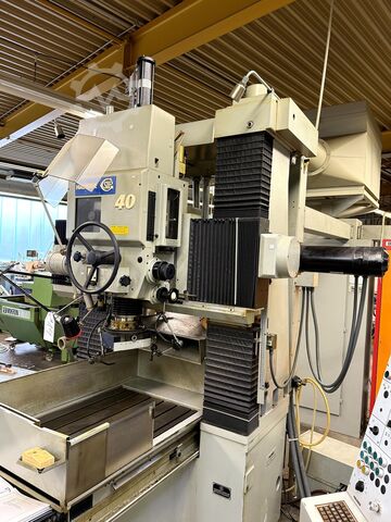 Koordinatenschleifmaschine HAUSER S 40-CNC