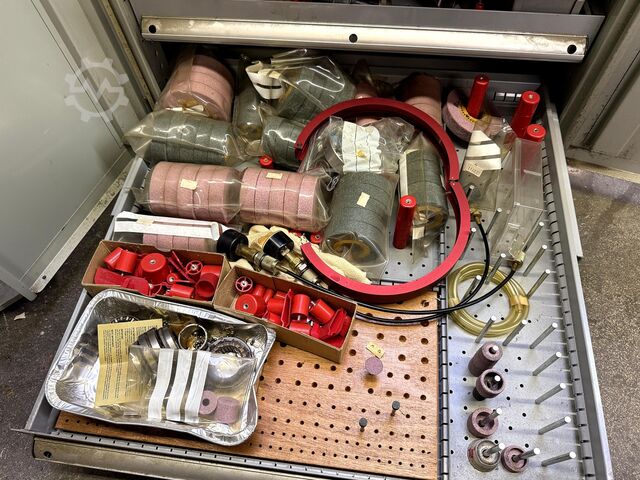 Koordinatenschleifmaschine HAUSER S 40-CNC