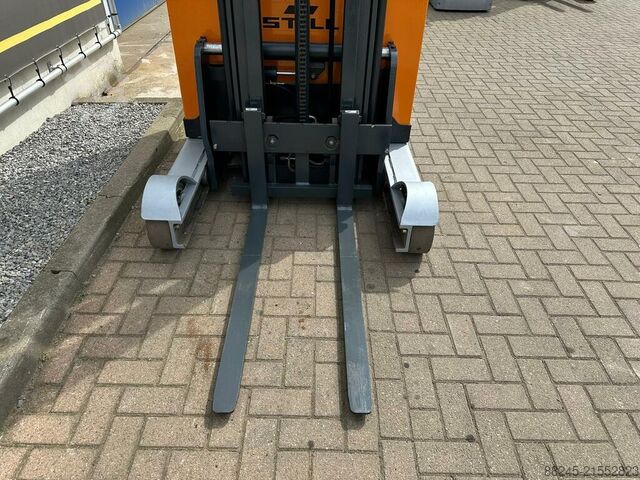 Kompakter Schubmaststapler Still FMX10 VS-22753 STILL FMX10