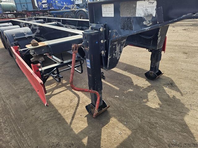 Transport von Containern FLIEGL SDS 350| LOWLOADER 20 FOOT CONTAINER CHASSIS | ...