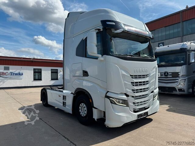 Standard SZM IVECO S-WAY 480 * RETARDER * VOLLVERKLEIDUNG *
