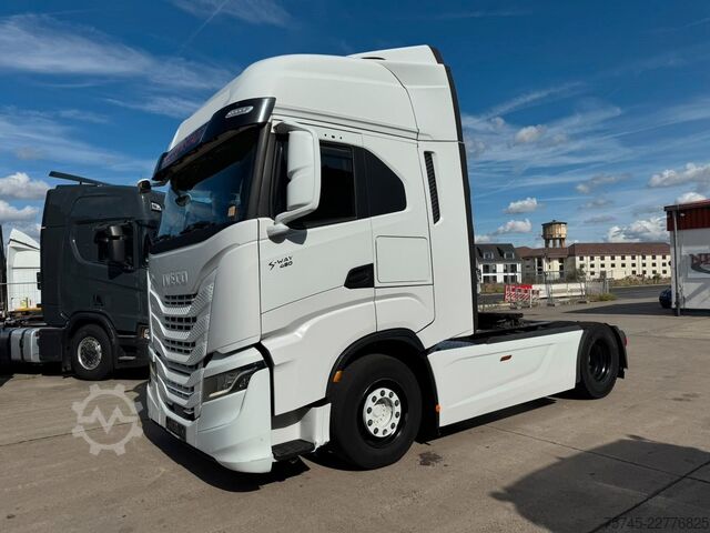 Standard SZM IVECO S-WAY 480 * RETARDER * VOLLVERKLEIDUNG *