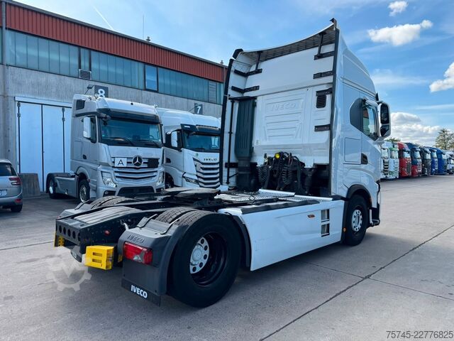 Standard SZM IVECO S-WAY 480 * RETARDER * VOLLVERKLEIDUNG *