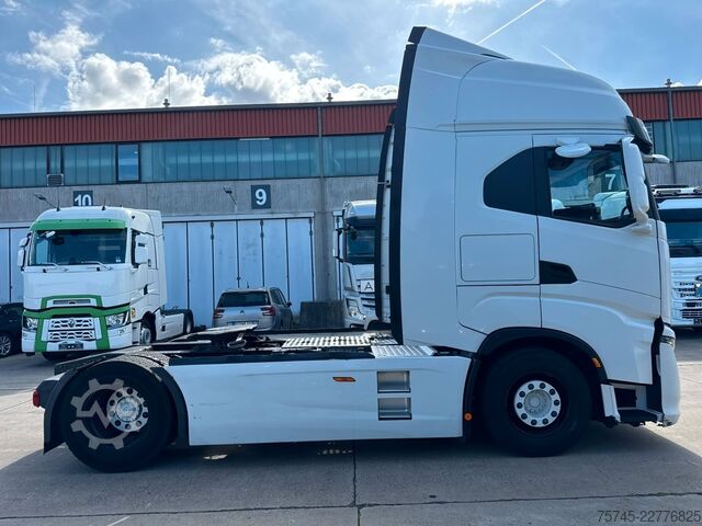 Standard SZM IVECO S-WAY 480 * RETARDER * VOLLVERKLEIDUNG *