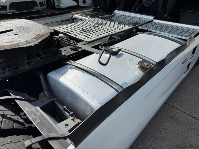 Standard SZM IVECO S-WAY 480 * RETARDER * VOLLVERKLEIDUNG *