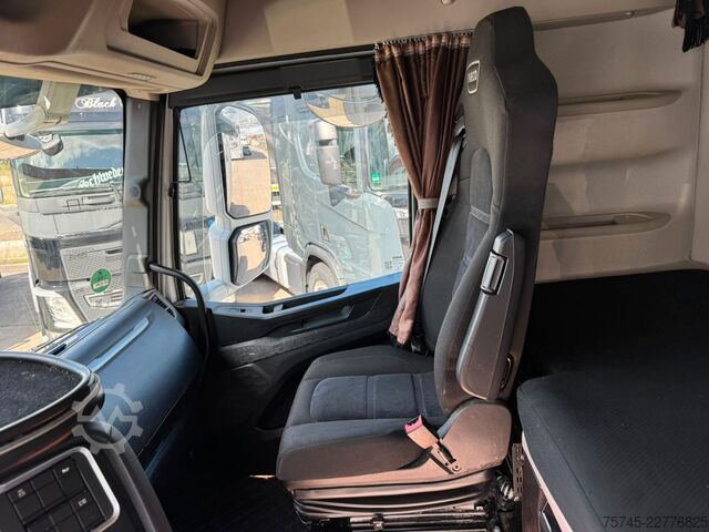 Standard SZM IVECO S-WAY 480 * RETARDER * VOLLVERKLEIDUNG *